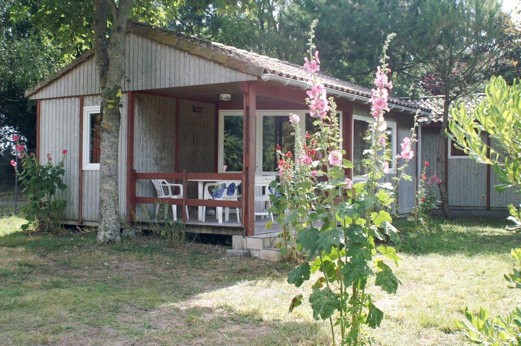 Hotel Le Clos Fleuri Médis Zimmer foto